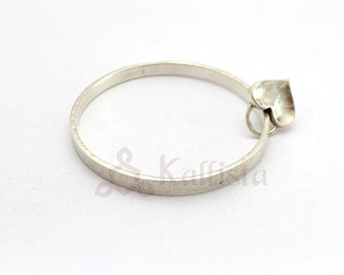 Swaying hearts Silver bangle