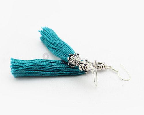 Thread tassel earrings- Blue
