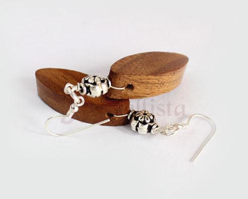 wooden leaf earrings with Silver bead