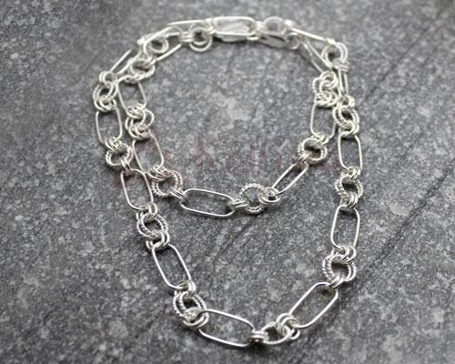 Love-lock chain