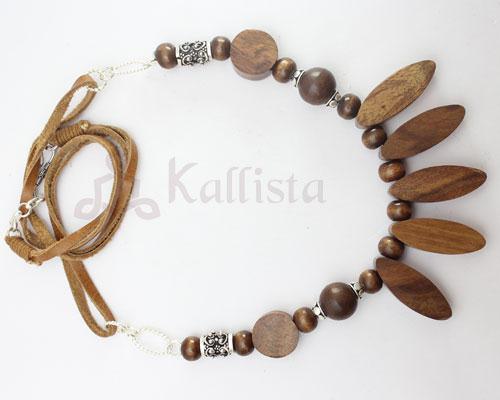 Wooden leaf necklace with Silver beads