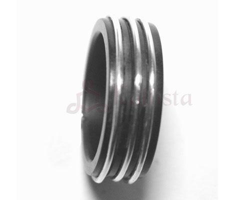 Geometric ring