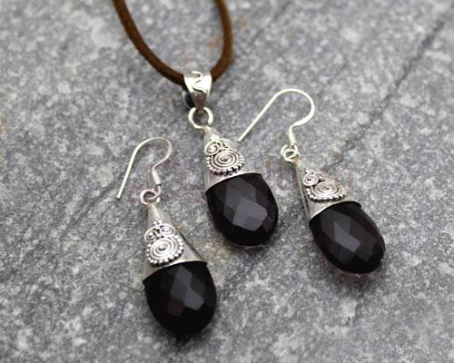 Dew drop stone earrings- Amethyst Faceted