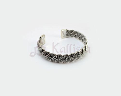 Twisted silver cuff